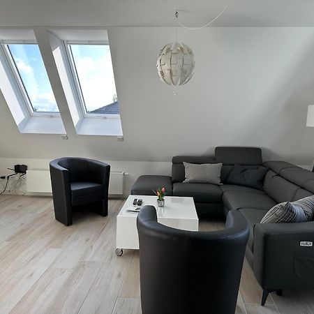 Helle, Grosszuegige Ferienwohnung Fuer 2 - 3 Personen Mit Parkplatz + E-Ladestation In Buchholz, Nordheide Буххольц-ин-дер-Нордхайде Экстерьер фото